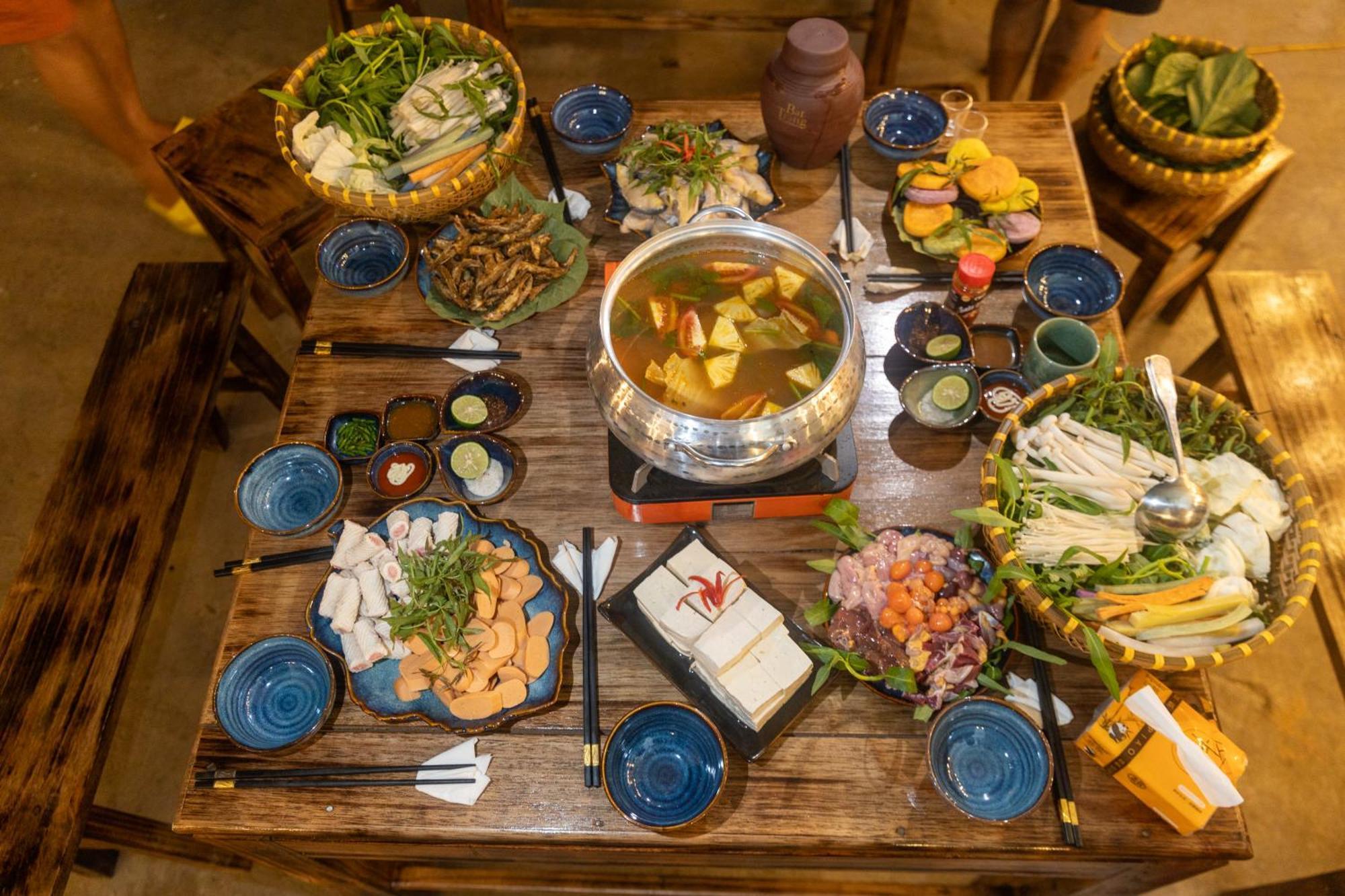 Khoi Homestay And Restaurant Loung Co Екстер'єр фото