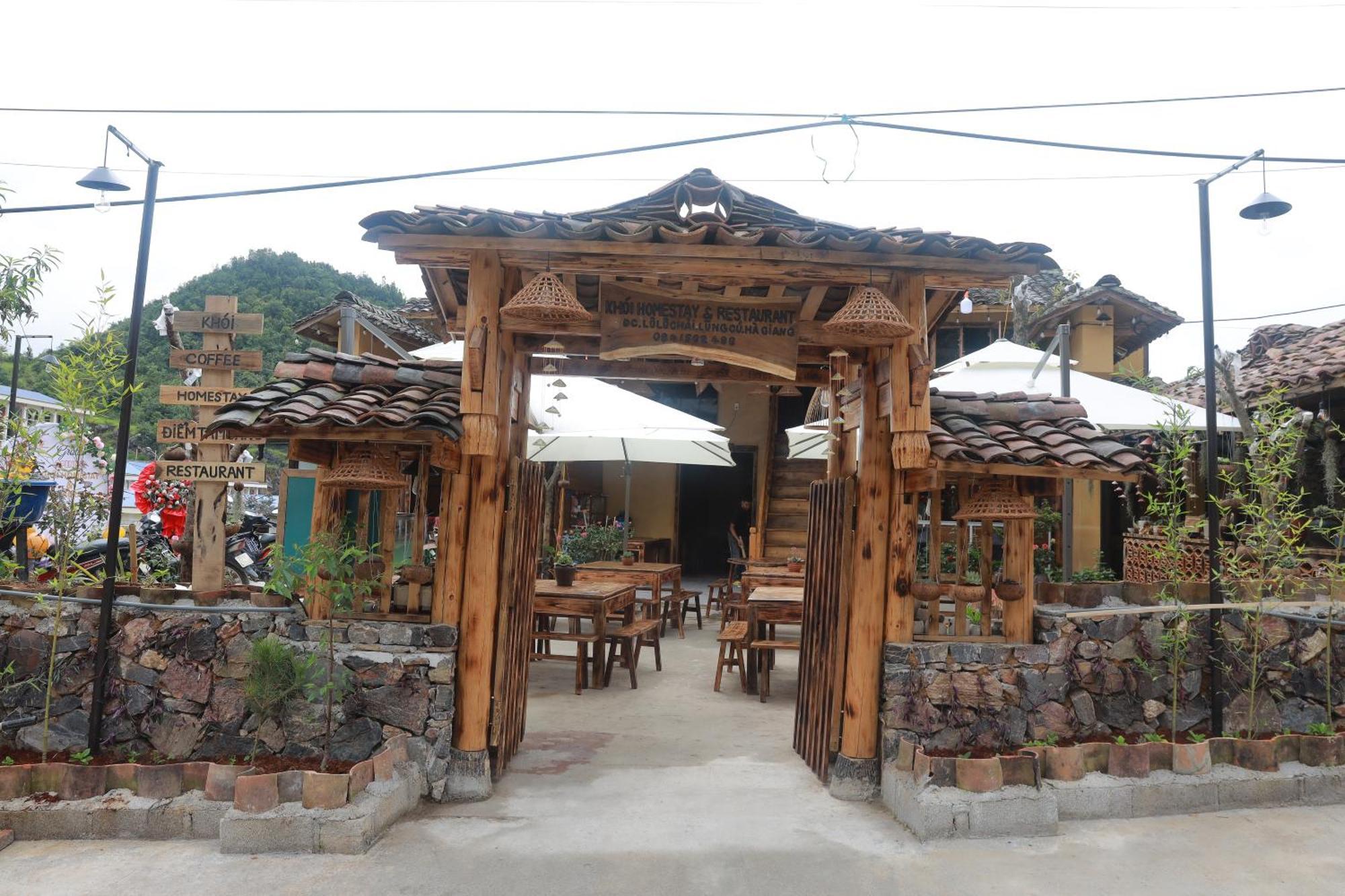Khoi Homestay And Restaurant Loung Co Екстер'єр фото