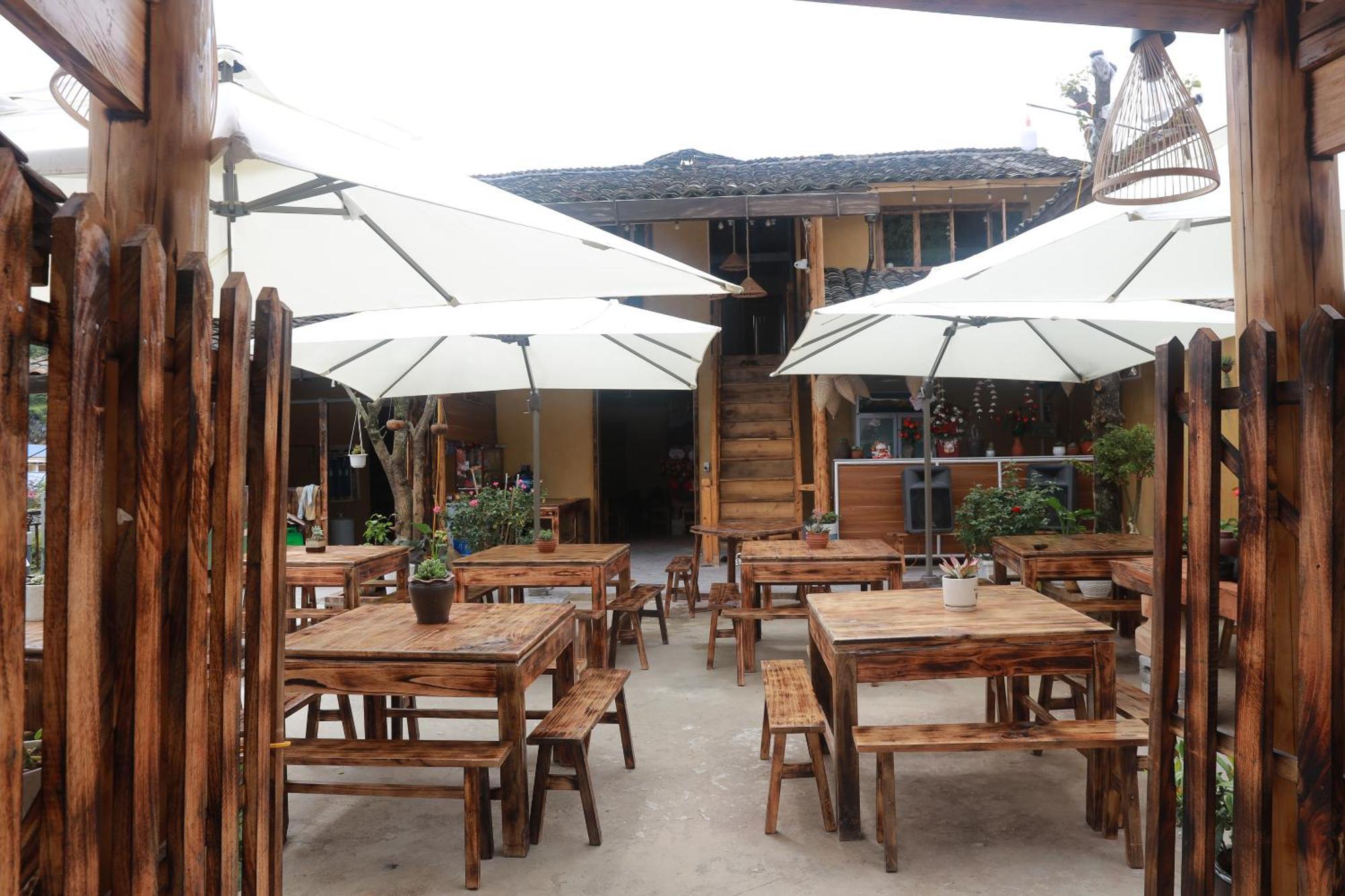 Khoi Homestay And Restaurant Loung Co Екстер'єр фото