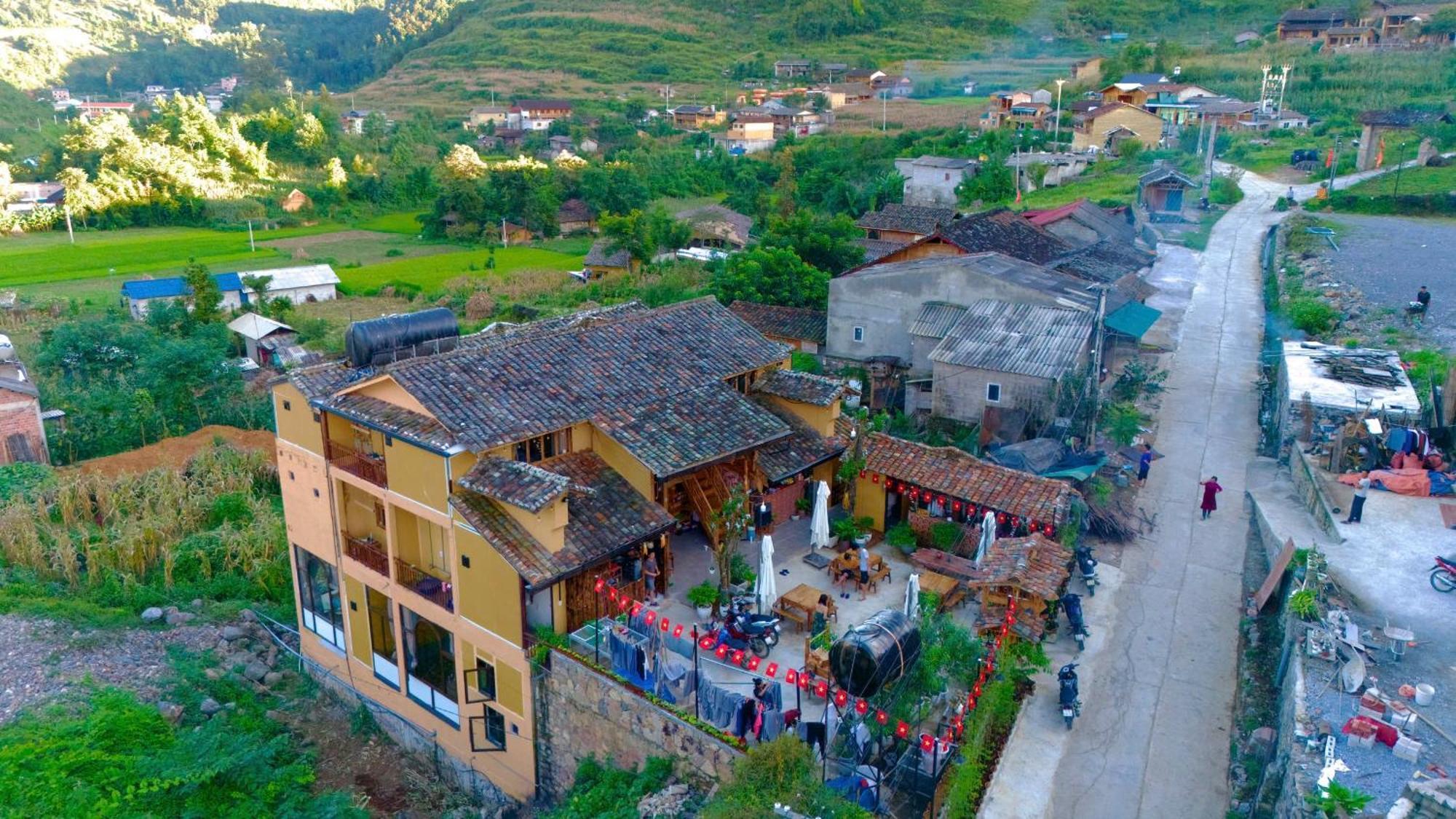Khoi Homestay And Restaurant Loung Co Екстер'єр фото