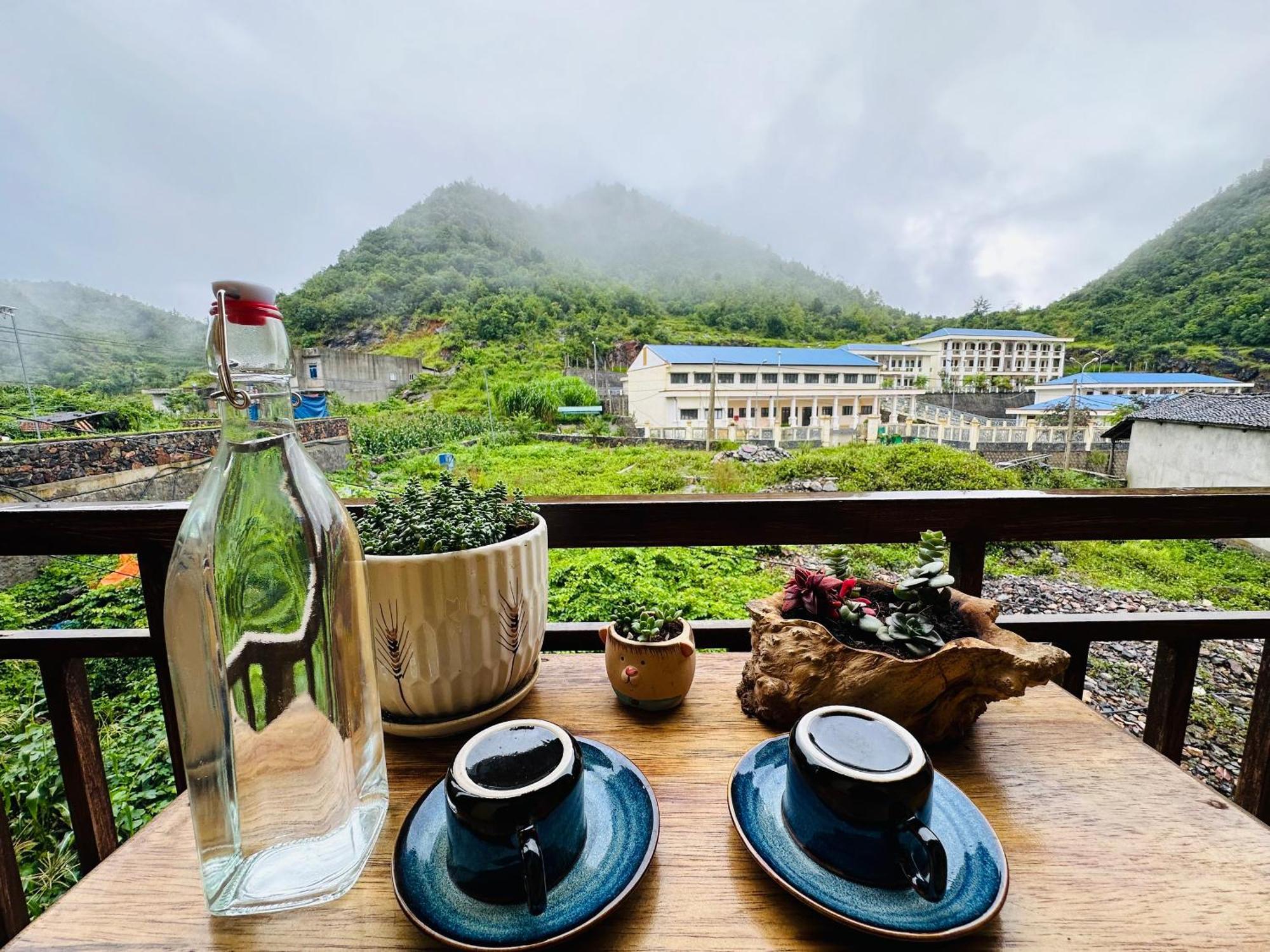 Khoi Homestay And Restaurant Loung Co Екстер'єр фото